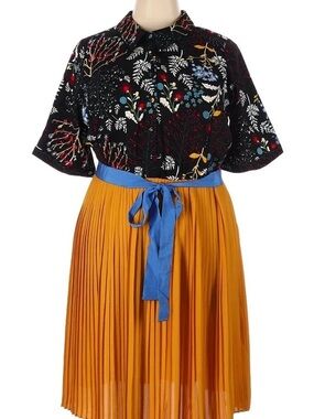 ModCloth Adored Duet Floral Pleated Midi Dress